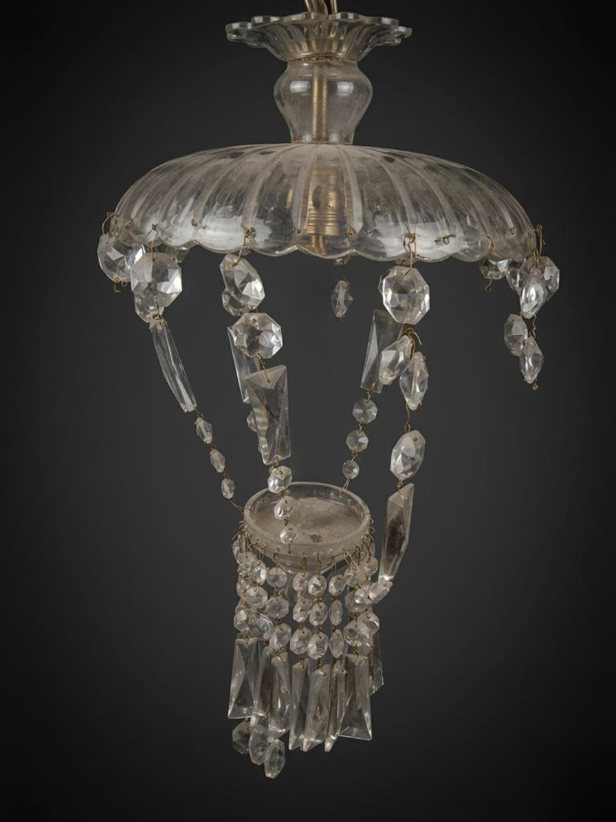 Lámpara piña de cristal tallado — antes de la restauración